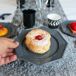 12 Assiettes Octogonales Grises17,5 Cm -Vacances Vaisselle Magasin 12 assiettes octogonales grises 175cm lavables reutilisables 1