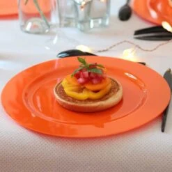 12 Assiettes Rondes Orange Luxe 24 Cm -Vacances Vaisselle Magasin 12 assiettes rondes orange 24cm lavables reutilisables 1 1