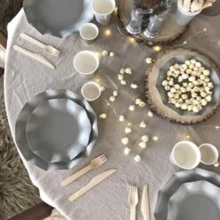 20 Assiettes Pétales 27 Cm Grises -Vacances Vaisselle Magasin 20 assiettes petale 27cm grises biodegradables et compostables 3