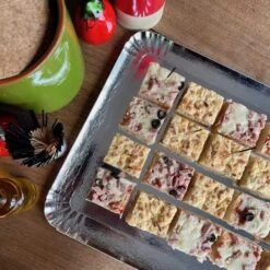 25 Plateaux Traiteur Argent 42 X 28 Cm -Vacances Vaisselle Magasin 25 plateaux traiteur argent 42 x 28 cm 2