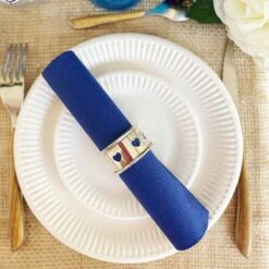 25 Serviettes Non-tissées Bleu Marine Premium 40 Cm Table'Colors 10 25 Serviettes Non-tissées Bleu Marine Premium 40 Cm Table'Colors -Vacances Vaisselle Magasin 25 serviettes non tisse luxe bleu marine 40 x 40cm 3