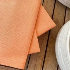 25 Serviettes Non-tissées Corail Premium 40 Cm Table'Colors -Vacances Vaisselle Magasin 25 serviettes non tisse luxe corail 40 x 40cm 3