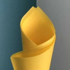 25 Serviettes Non-tissées Jaune Premium 40 Cm Table'Colors