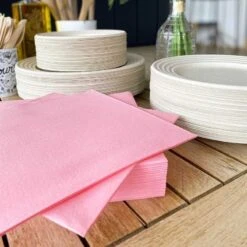 25 Serviettes Non-tissées Rose Premium 40 Cm Table'Colors -Vacances Vaisselle Magasin 25 serviettes non tisse luxe rose 40 x 40cm 3