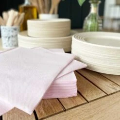 25 Serviettes Non-tissées Rose Pastel Premium 40 Cm Table'Colors -Vacances Vaisselle Magasin 25 serviettes non tisse luxe rose pastel 40 x 40cm 4
