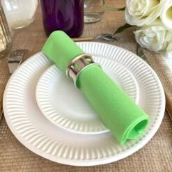 25 Serviettes Non-tissées Vert Pomme Premium 40 Cm Table'Colors -Vacances Vaisselle Magasin 25 serviettes non tisse luxe vert pomme 40 x 40cm 3