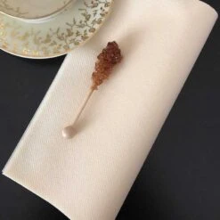 50 Serviettes élégance Non-tissées Ivoire 40 X 40 Cm -Vacances Vaisselle Magasin 50 serviettes elegance non tisse ivoire 4040 cm 4