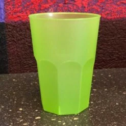 6 Verres Cocktail Plastique Réutilisable Vert 42 Cl -Vacances Vaisselle Magasin 6 verres cocktail verts 42cl lavables reutilisables 2