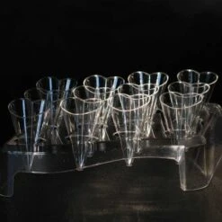 Coffret De 60 Verrines Cônes Coeur + 5 Présentoirs 19 Coffret De 60 Verrines Cônes Coeur + 5 Présentoirs -Vacances Vaisselle Magasin coffret de 60 verrines cones coeur 5 presentoirs recyclable reutilisable 1