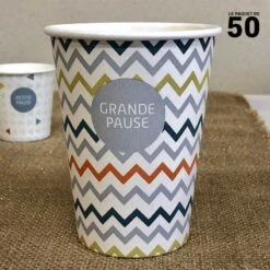 50 Gobelets Carton 35 Cl Bière, Eau Décor Chevrons -Vacances Vaisselle Magasin gobelet carton 35 cl biere eau decor chevrons par 50 3
