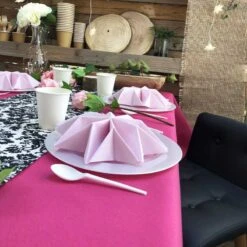 Nappe En Non-tissé Framboise 25 M -Vacances Vaisselle Magasin nappe en non tisse framboise 25 metres 3