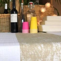 Pack 50 Assiettes Kraft + Chemin Coton Naturel 5 M -Vacances Vaisselle Magasin pack 100 assiettes carton design 2