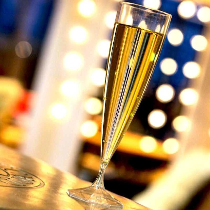 Pack 100 Flûtes Champagne Luxe 13,5 Cl 3 Pack 100 Flûtes Champagne Luxe 13,5 Cl