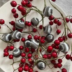 Pack 20 Flûtes à Pied Premium Argent + 22 Boules Scintillantes -Vacances Vaisselle Magasin pack 20 flutes a pied premium argent 22 boules scintillantes 2