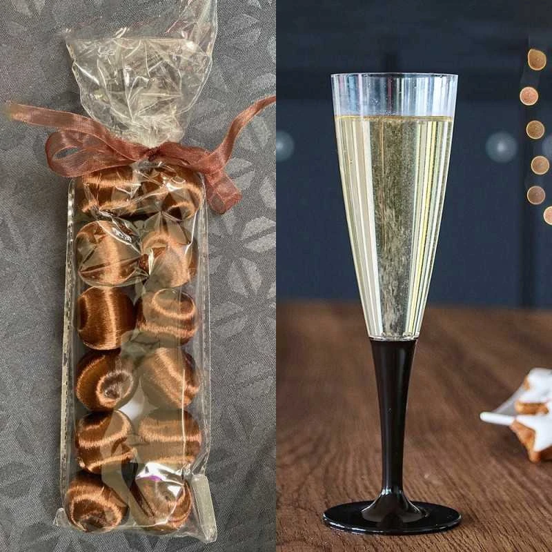 Pack 20 Flûtes à Pied Premium Chocolat + 22 Boules Scintillantes 3 Pack 20 Flûtes à Pied Premium Chocolat + 22 Boules Scintillantes
