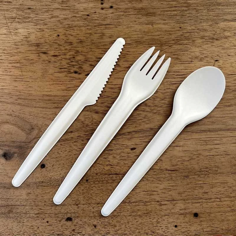 Pack 3 X 100 Fourchettes + Couteaux + Cuillères Carton Blanc Nature 3 Pack 3 X 100 Fourchettes + Couteaux + Cuillères Carton Blanc Nature