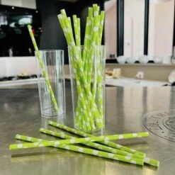 Pack 3 X 50 Flûtes Verres Pailles -Vacances Vaisselle Magasin pack 3 x 50 flutes verres pailles 2