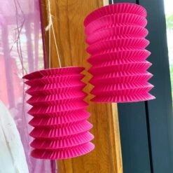 Pack Décoration De Salle Lampions Fuchsia -Vacances Vaisselle Magasin pack decoration de salle lampions fuchsia 4