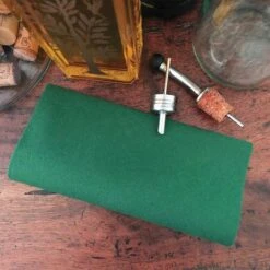 50 Serviettes élégance Non-tissées Vert Sapin 40 X 40 Cm -Vacances Vaisselle Magasin serviette en non tisse vert sapin 40 x 40cm 1