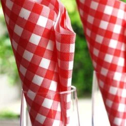 50 Serviettes En Non-tissé Vichy Rouge 40 X 40 Cm -Vacances Vaisselle Magasin serviette non tisse vichy rouge 40 x 40cm par 50 5